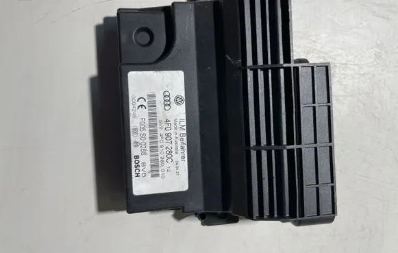 Audi A6 S6 C6 4F Power management control unit 4F0907280C