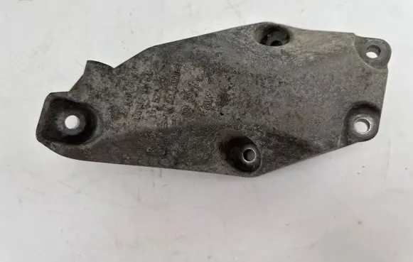 BMW 3 F30 F35 F31 Gearbox mounting bracket 18574710