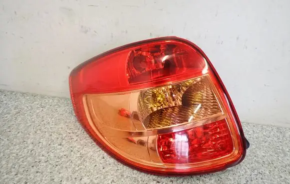 Suzuki SX4 Rear/tail lights