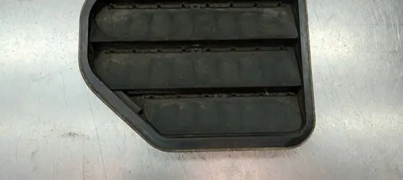 Volvo V50 Quarter panel pressure vent 7N51A280B62A