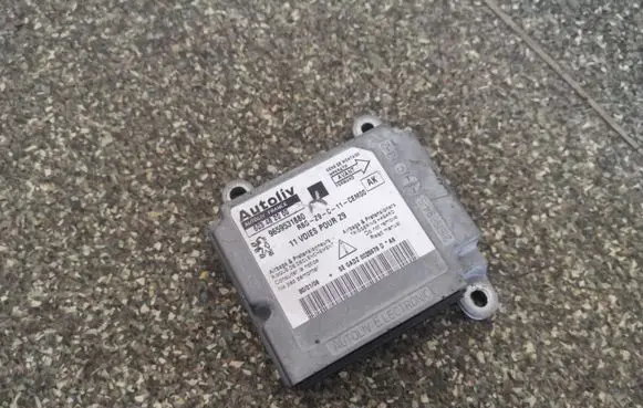 Peugeot 607 Airbag control unit/module 9659531880