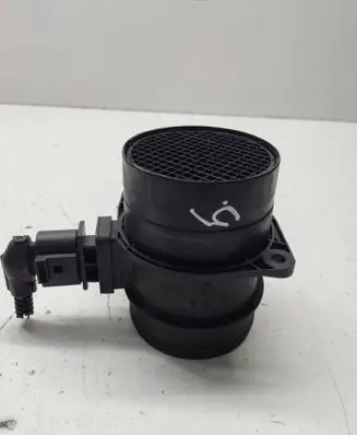 Volkswagen PASSAT B7 Mass air flow meter 0281002735 03G906461C 13381501