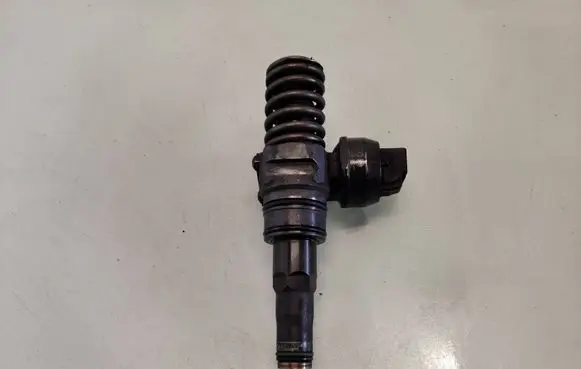 Ford Galaxy Fuel injector 038130073AG