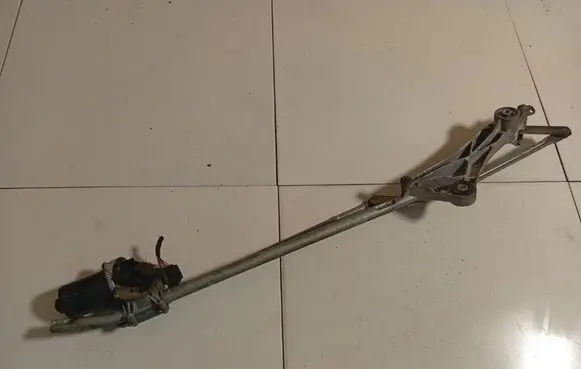 Mercedes-Benz A W169 Wiper motor 404902