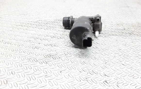 Citroen Xsara Picasso Windscreen/windshield washer pump E13021168