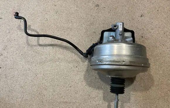 Audi A7 S7 4G Brake booster 4G1612103G