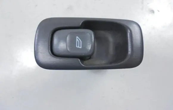 Volvo S80 Electric window control switch 9476695