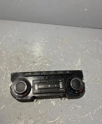 Skoda Octavia Mk2 (1Z) Climate control unit 3T0907044BD 5HB00974964
