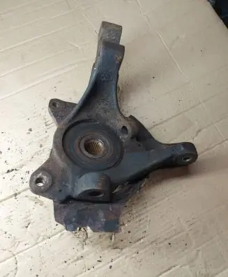Renault Espace III Front wheel hub 6173