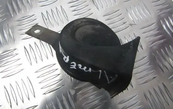 Nissan Almera N16 Horn signal 703881157