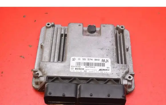 Opel Insignia A Engine control unit/module ECU 55574903