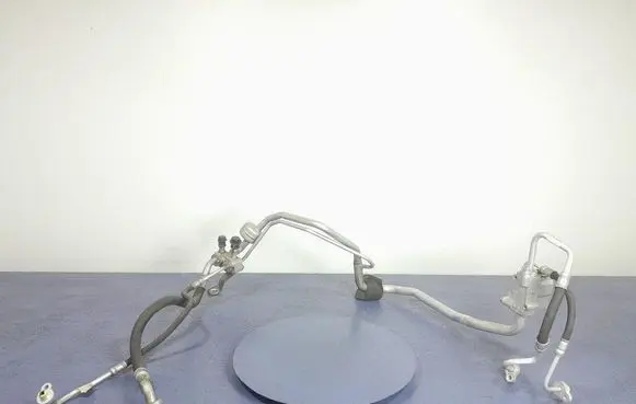 Volvo XC90 Air conditioning (A/C) pipe/hose 31369332