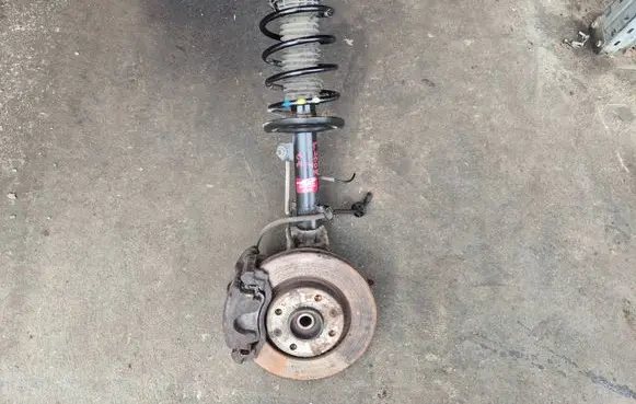 Peugeot 2008 I Front wheel hub spindle knuckle 