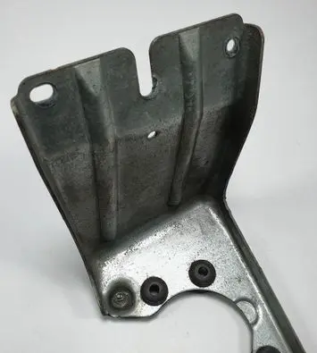 Ford Mondeo Mk III ABS pump bracket 