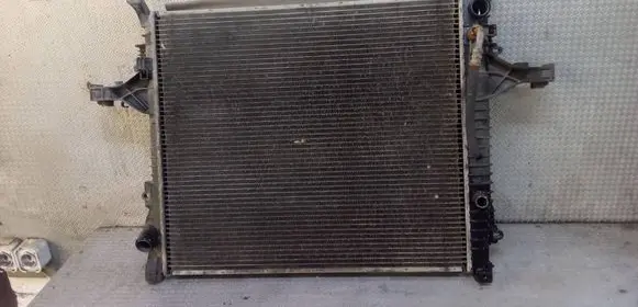 Volvo XC90 Coolant radiator 876744P