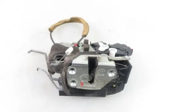 Mazda 5 Front door lock 