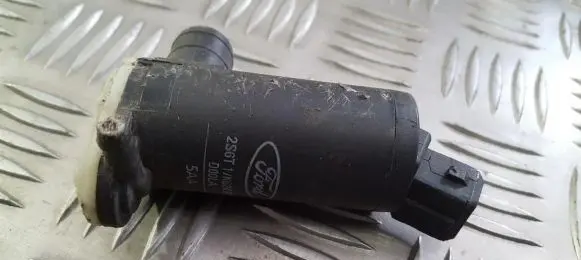 Ford Cougar Windscreen/windshield washer pump K624BA