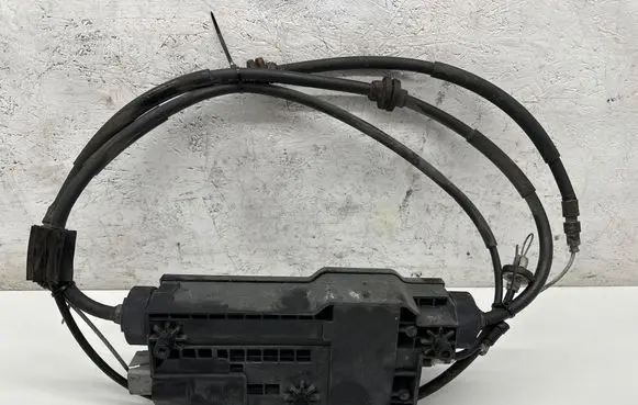 BMW X6 E71 Hand brake control module 13665010 P679607203 S007405011N