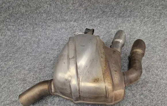 Porsche Macan (95B) Muffler/silencer 10795128 T95B107 95B253609F