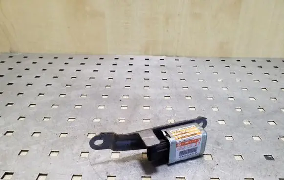 Subaru Legacy Airbag deployment crash/impact sensor 98236AG000 1879000690