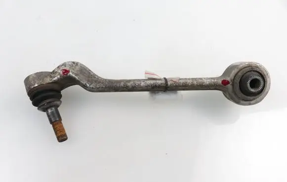 BMW 3 E90 E91 Front lower control arm/wishbone 6763700R