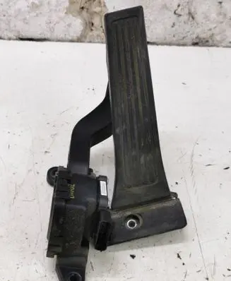 Hyundai ix35 Accelerator throttle pedal FD20057A2S LLS1732