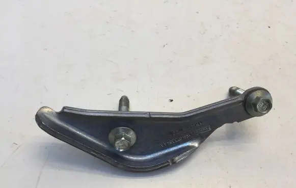 Ford Kuga III Other engine bay part LX6E9T335AA