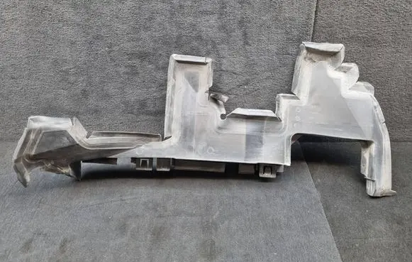 Audi Q5 SQ5 Intercooler air guide/duct channel 8R0121284H 8R0121284L