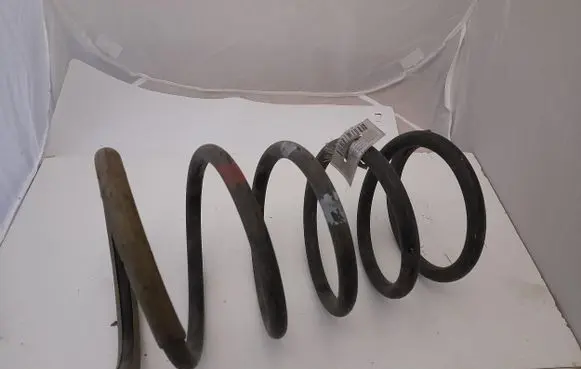 Nissan X-Trail T30 Rear coil spring