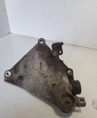 BMW 3 E90 E91 Engine mounting bracket 22116770041