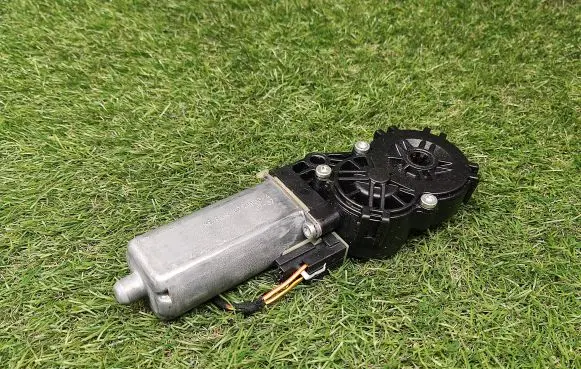 Seat adjustment motor