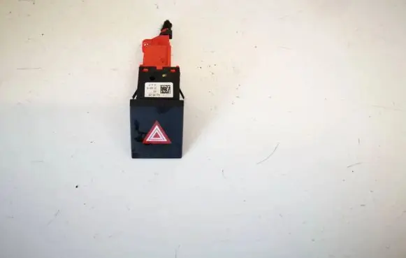 Skoda Roomster (5J) Hazard light switch 5j0953235