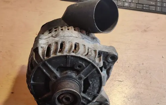 BMW 7 E38 Generator/alternator 0123515002 1702096