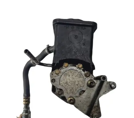 BMW 5 E39 Power steering pump 2247556