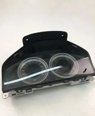 Volvo XC60 Speedometer (instrument cluster) 31327582AA