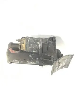 Renault Laguna II Starter motor 8200331251 D7R49