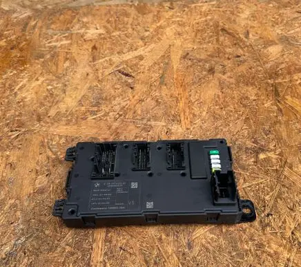 BMW 4 F32 F33 Central body control module 9374510 00000F4D 003000002
