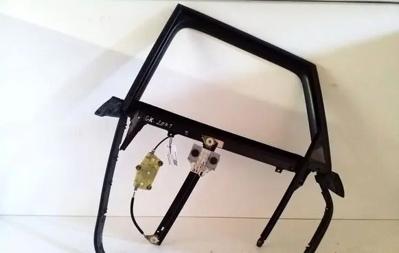 Audi A6 S6 C6 4F Rear door manual window regulator 