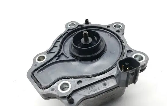 Toyota Corolla E210 E21 Water pump AISIN7