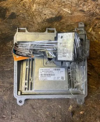 Mercedes-Benz B W245 Engine control unit/module A2661536279 5WK90937 A0014460240
