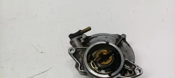 Audi A4 S4 B7 8E 8H Vacuum pump