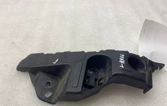 Opel Mokka Front bumper mounting bracket 95245366