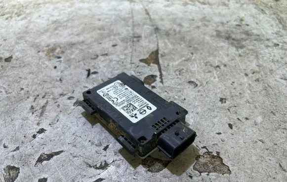 Nissan Qashqai J12 Blind spot module 284N09449R 20220607 28758626