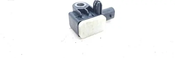 Mercedes-Benz CLA C117 X117 W117 Airbag deployment crash/impact sensor A1668210151 56054085AA