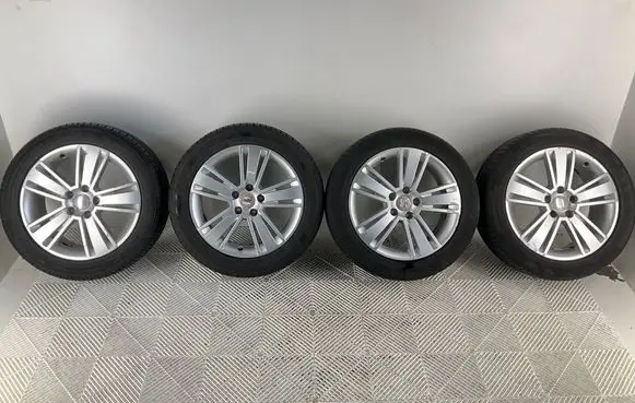 Seat Alhambra (Mk2) R17 alloy rim 7N5601025A