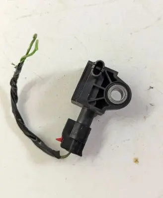Chrysler Pacifica Airbag deployment crash/impact sensor 68174975AA 53312248
