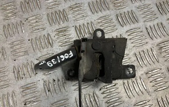 Subaru Forester SG Engine bonnet/hood lock/catch