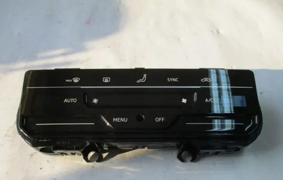 Volkswagen Taigo Audio system kit