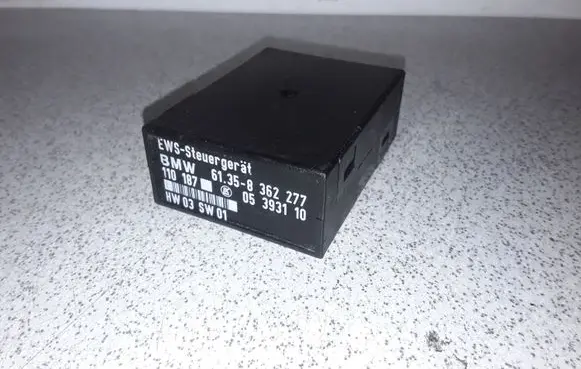 BMW 5 E39 Immobilizer control unit/module 61358362277
