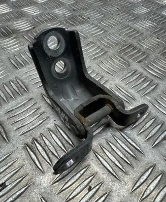 Nissan X-Trail T32 Front door lower hinge 